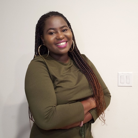 Meet your Posher, Jenypha - Picture 3 of 4